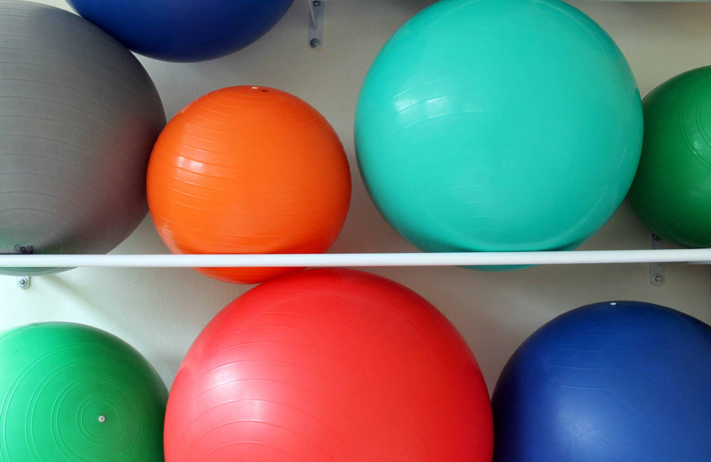 Bunte Therapiebälle